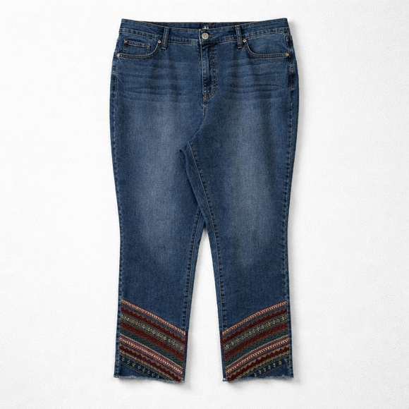 0103 Style & Company Size 16 EUC Embroidery on bottom of both legs. - Picture 2 of 7